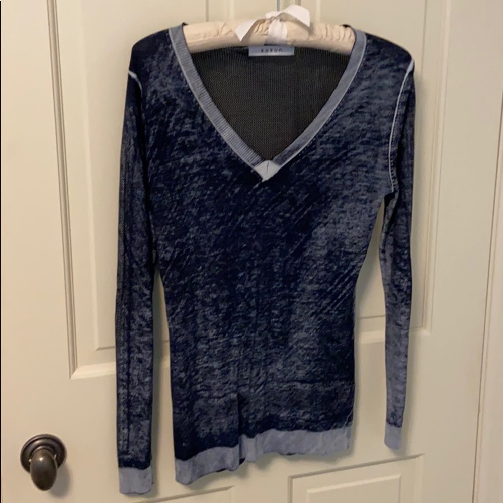 Kokun bamboo/cashmere v neck sweater